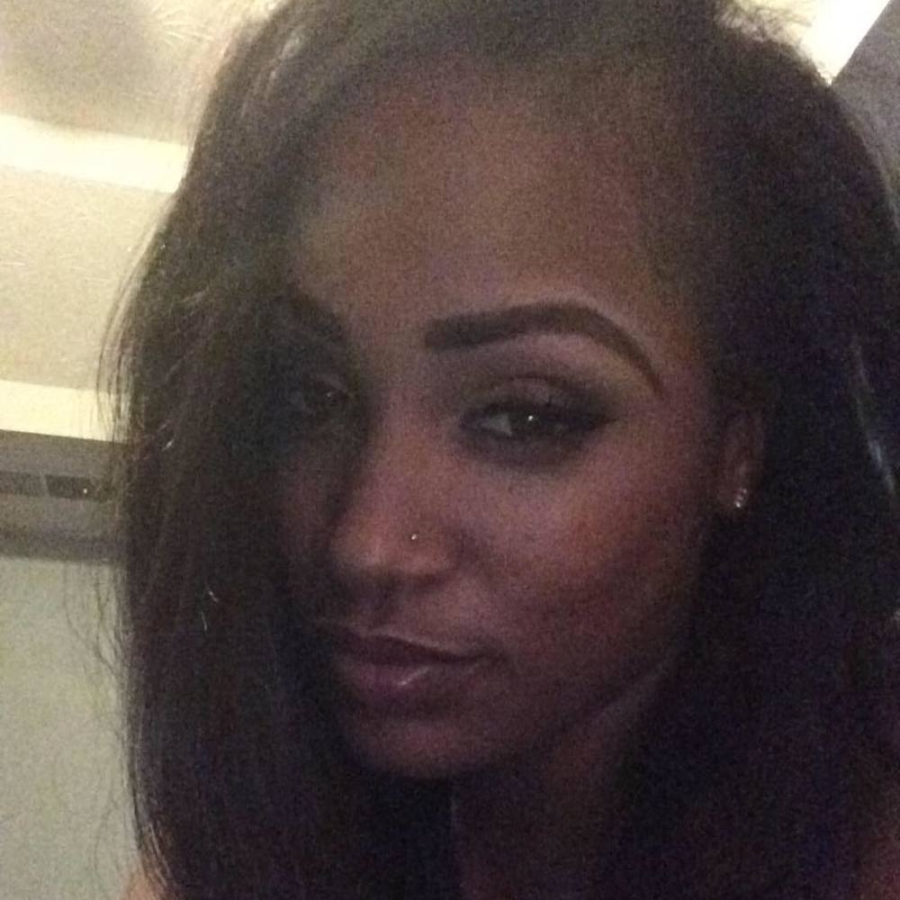 Meet your Posher, Te'shira