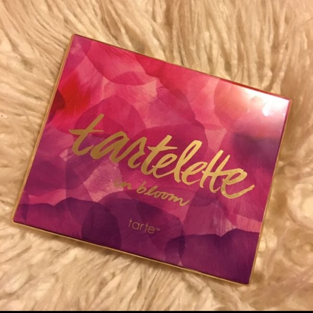 Tartelette - In bloom eyeshadow pallet