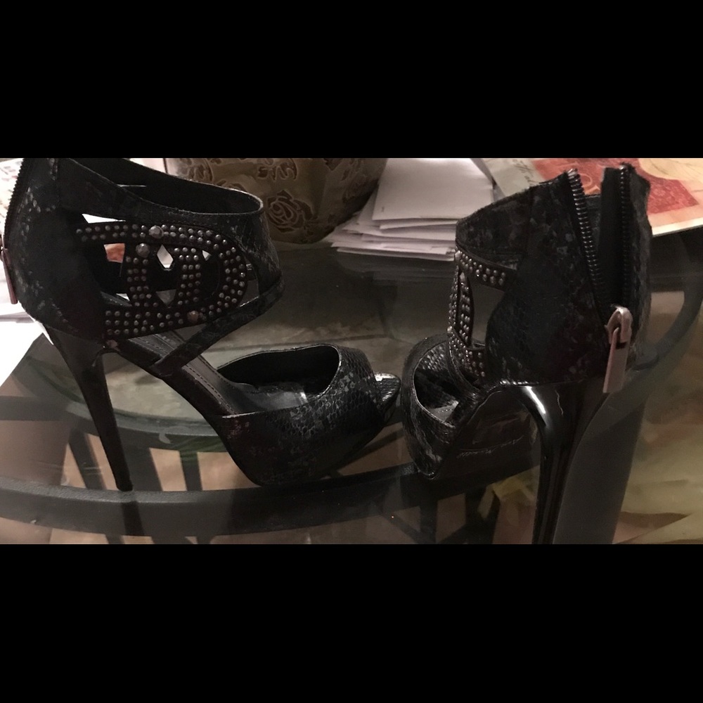 Heels 😍 - Picture 6 of 6