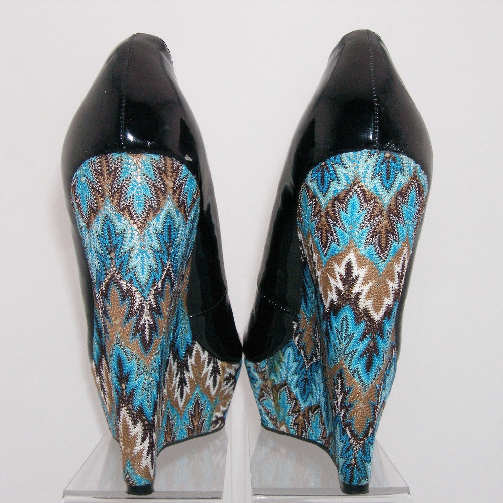 Steve Madden 'Elli' faux patent platform wedge 10 - Picture 5 of 8