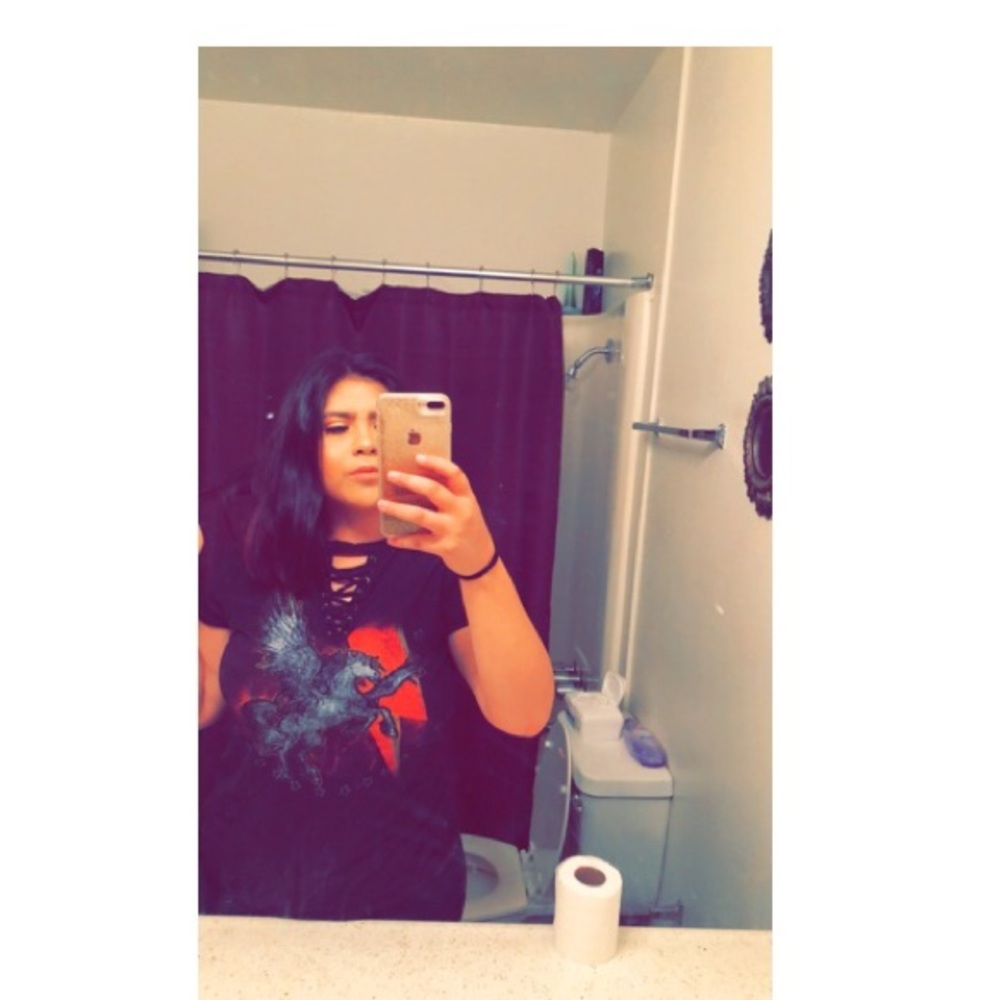 Meet your Posher, Rebecca