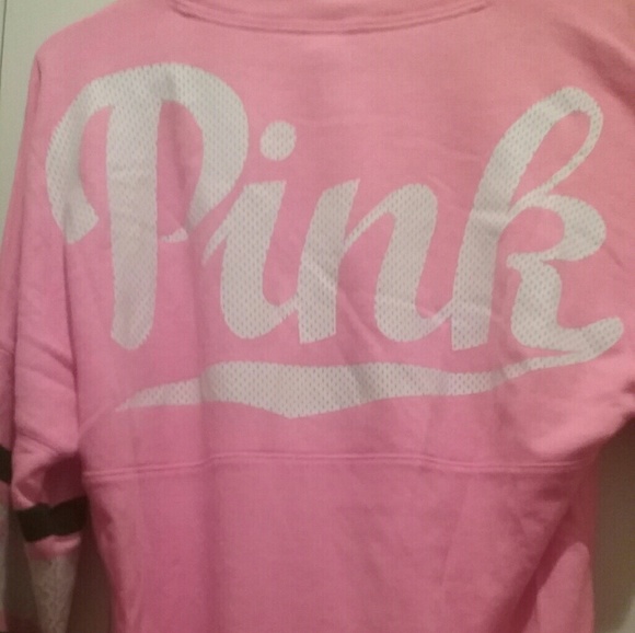 vs pink crew - Picture 2 of 3