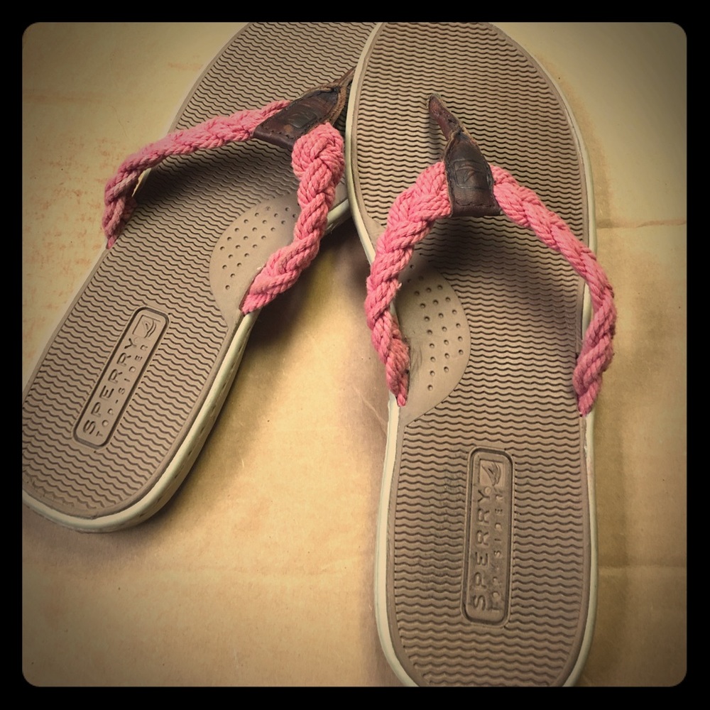 Sandal sperry