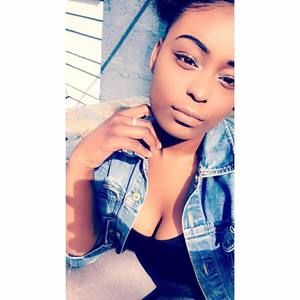 Meet your Posher, Keisha