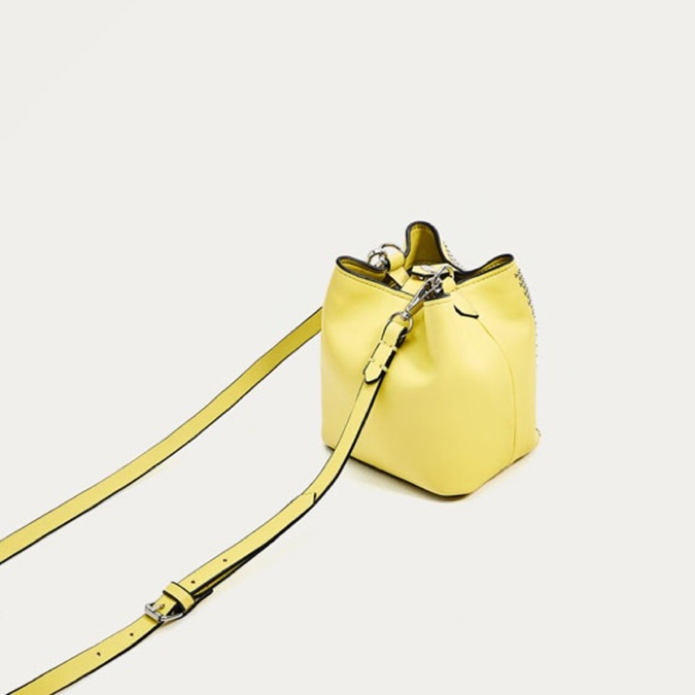 Zara yellow studded mini bucket bag - Picture 2 of 4