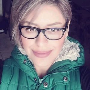 Meet your Posher, Alma