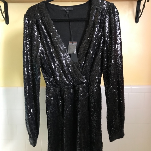 ❤️Last One❤️LOURDES BLACK SEQUIN WRAP DRESS - Picture 6 of 6