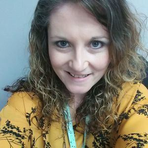 Meet your Posher, Jonia