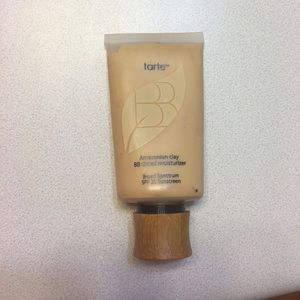 Tarte Amazonian Clay BB tinted moisturizer LIGHT