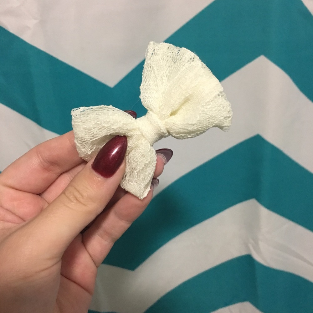 Hair bow