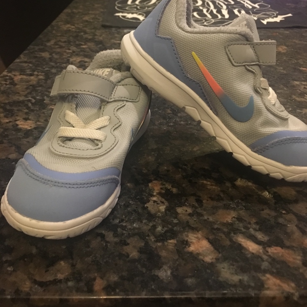Girls Nike sneakers
