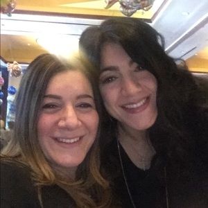 Meet your Posher, Crista