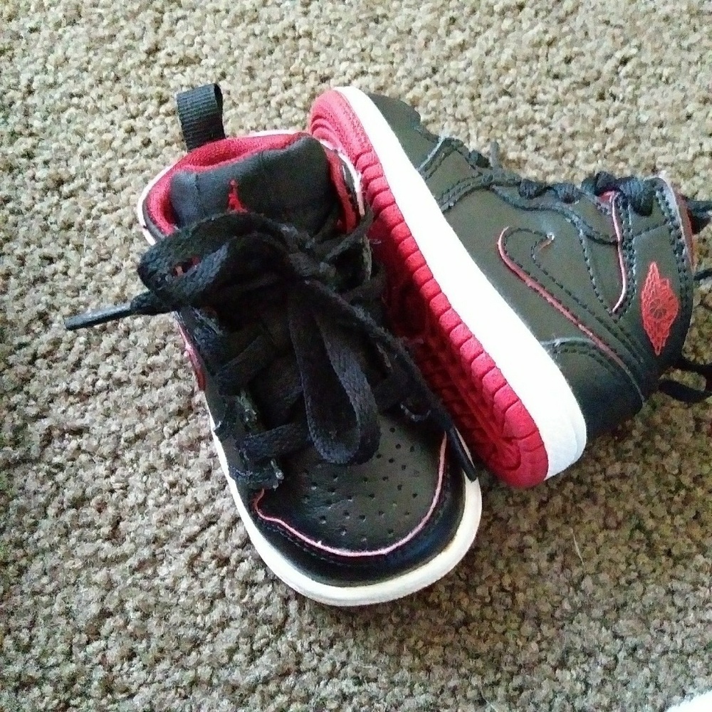 JORDANS 3c