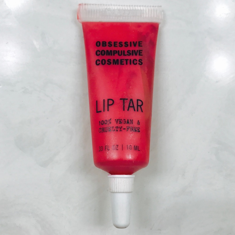 OCC lip tar in Queen