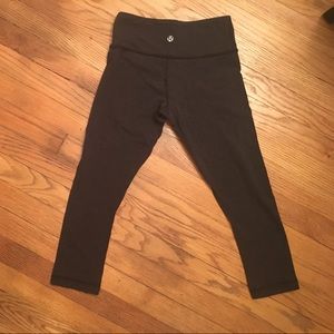 Lululemon Crop, size 2