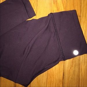 LIKE NEW Lululemon wunder under leggings