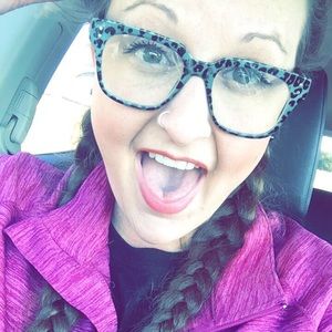 Meet your Posher, Britt