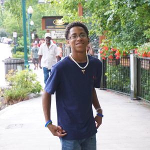 Meet your Posher, Cameron