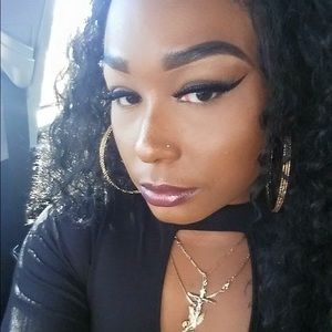 Meet your Posher, Misty