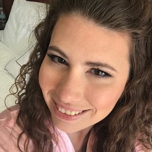 Meet your Posher, Kelli