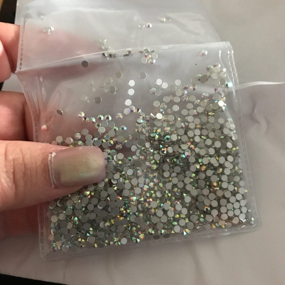 1440 Chrystal Ab nail rhinestone  size ss8 & ss12