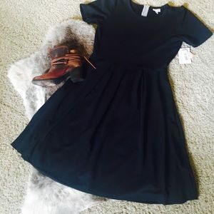Lularoe UNICORN 🦄🦄🦄 BLACK, Jacquard Amelia XL