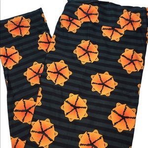 TC2 Halloween LuLaRoe Leggings