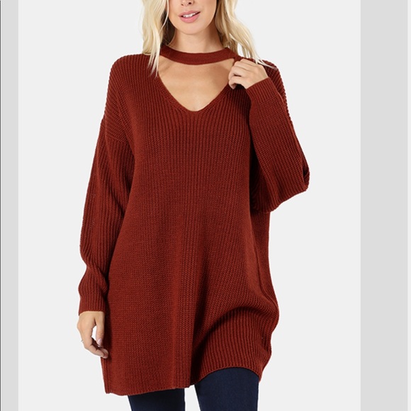 1 LEFT Oversized Dark Rust V-neck Choker Sweater - Picture 3 of 4