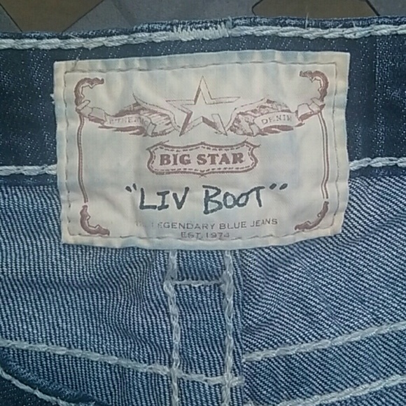 Jeans - Picture 3 of 4