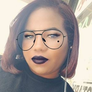 Meet your Posher, Lizbeth