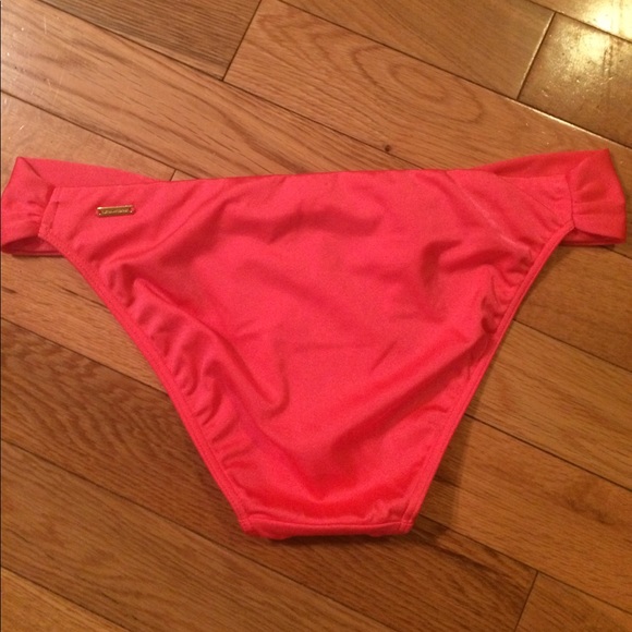 🌴️VS bikini bottom🌴 - Picture 3 of 6