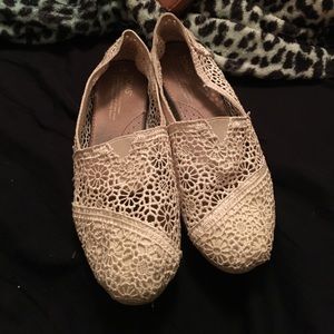 White laced toms 😊