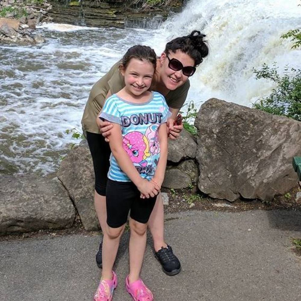 Meet your Posher, Pamela