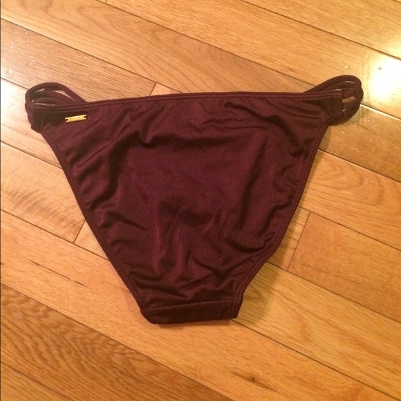 🌸️VS bikini bottom🌸 - Picture 2 of 6