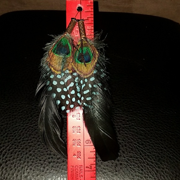Hand crafted boho feather earrings - Picture 2 of 4