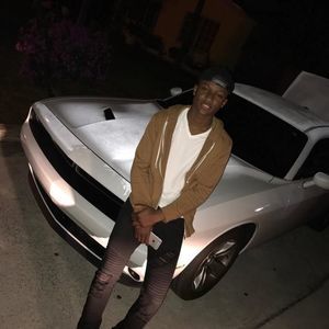 Meet your Posher, Claude