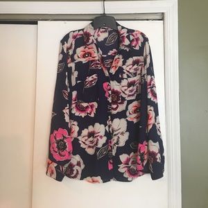 Express portfolio shirt L