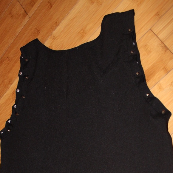 Top - Picture 4 of 6