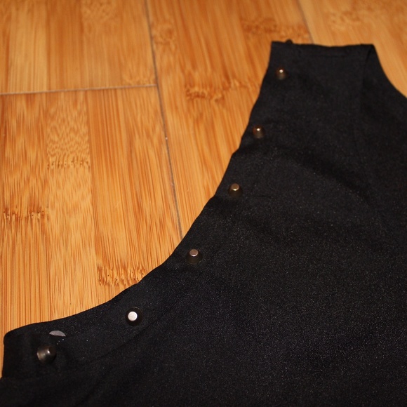 Top - Picture 6 of 6