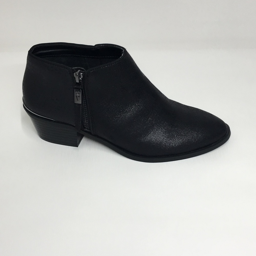 Simply Vera Wang Svevie ankle boots Sz 7.5 women's