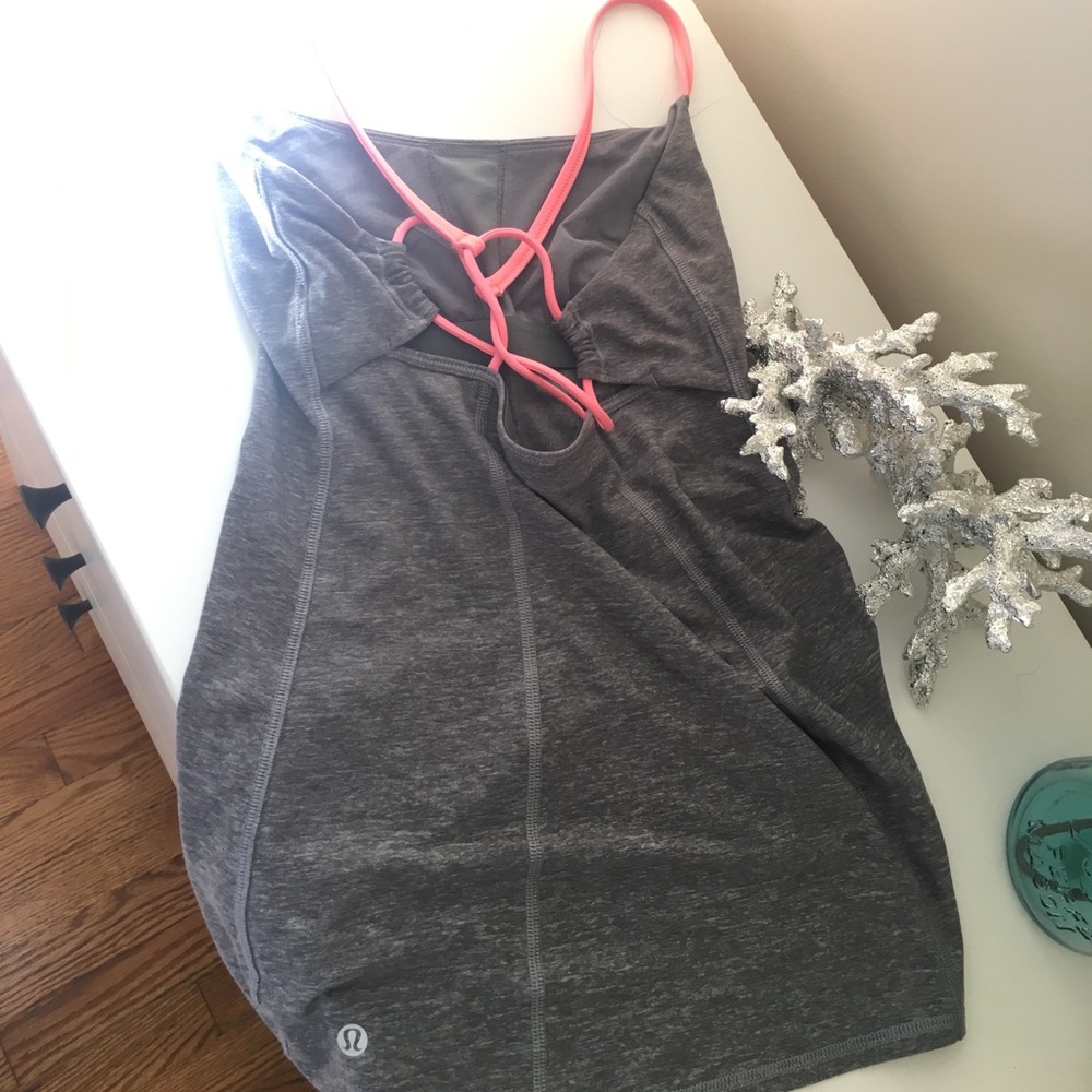 Lululemon tank