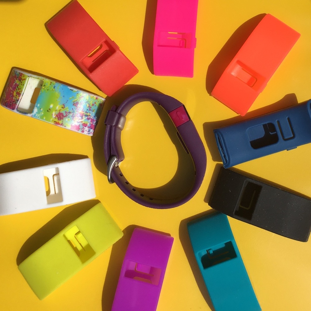 Fitbit Charge HR (FREE COVERS😃💖)
