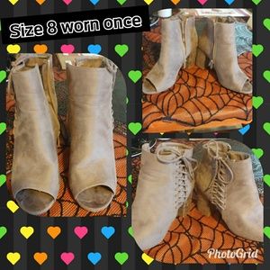 Women's booties or boots