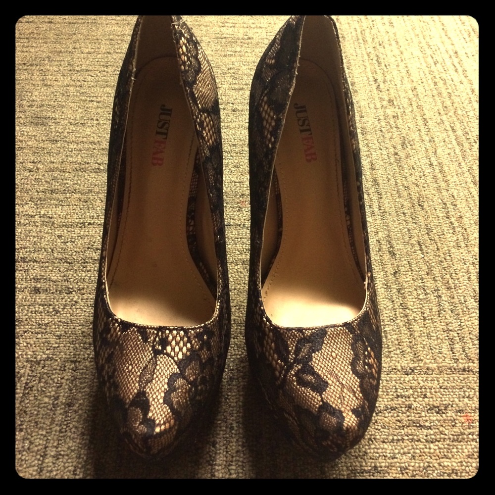 Just Fab 6 Inch Tan with Flower Fabric Heels