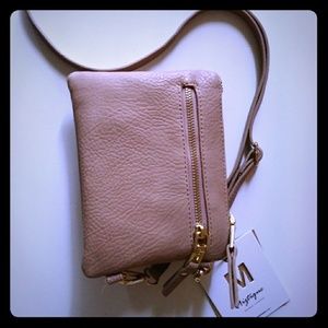 Crossbody purse