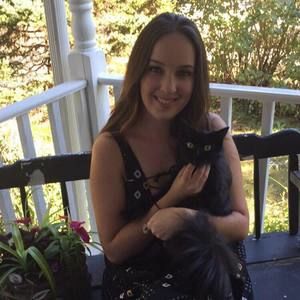 Meet your Posher, Casey