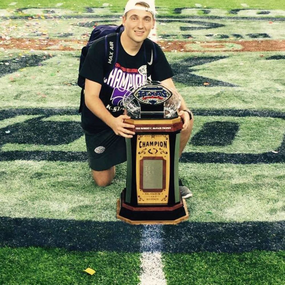 Meet your Posher, Josh