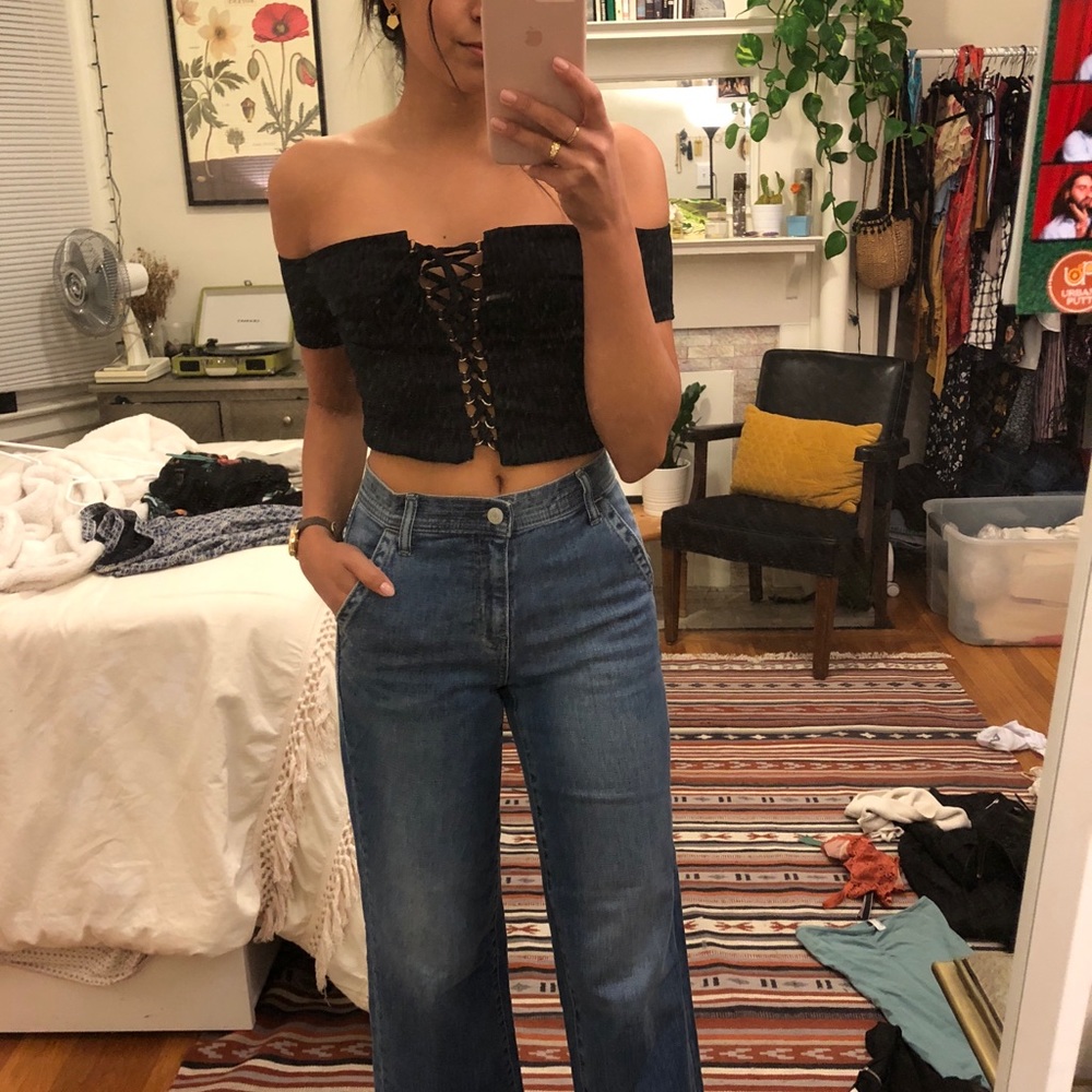 Misguided black lace up crop top