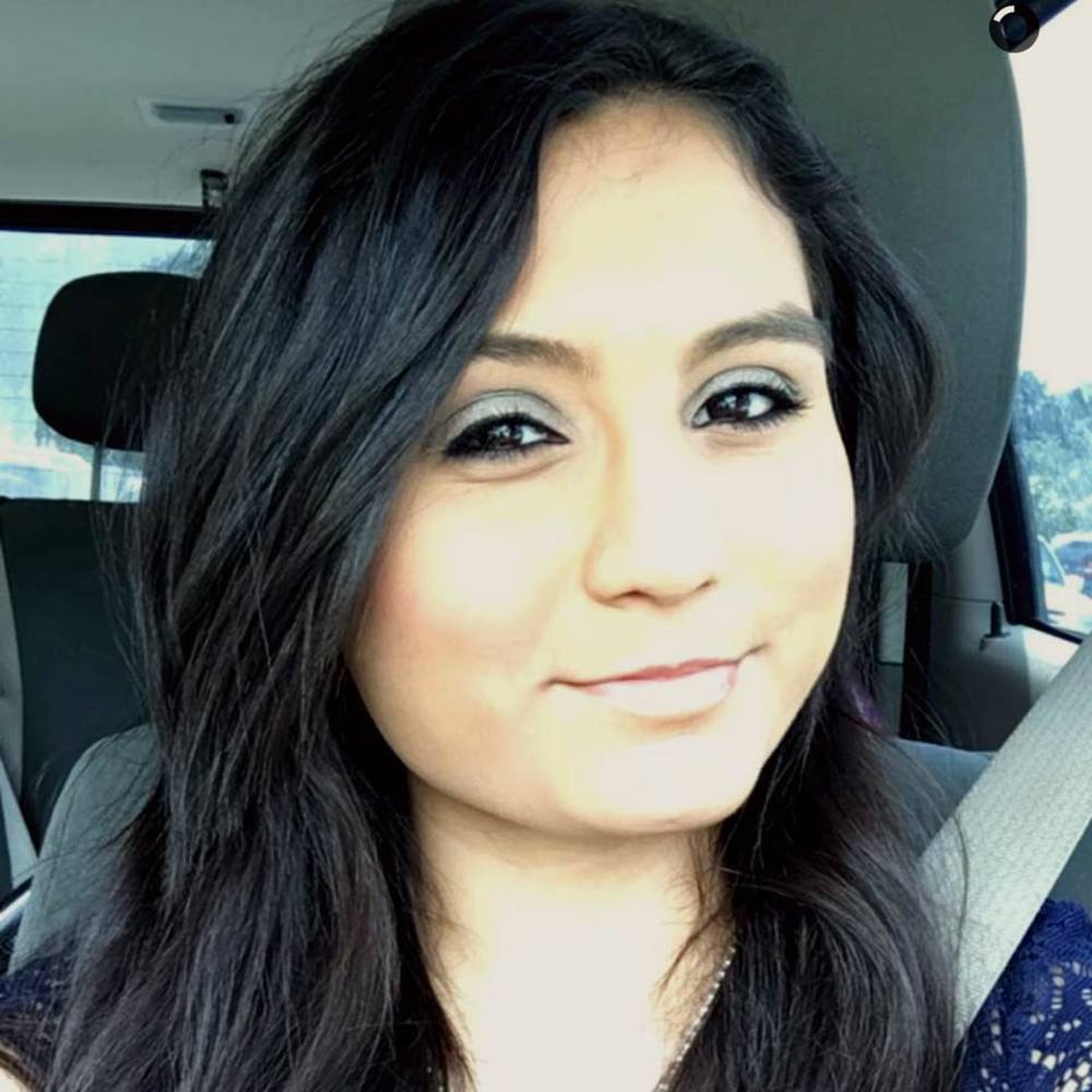 Meet your Posher, Andrea