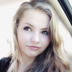 Meet your Posher, Deanna